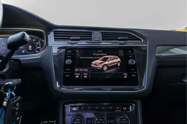 Volkswagen Tiguan (2019) thumbnail 71