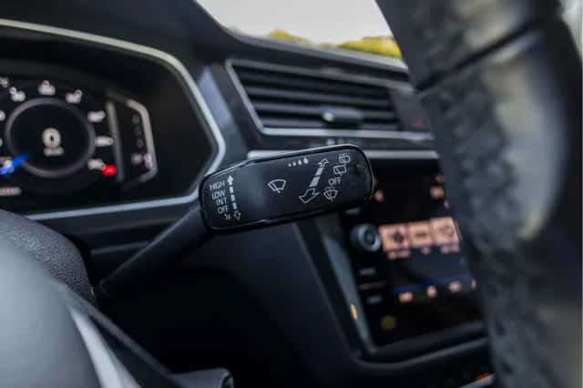 Volkswagen Tiguan (2019) thumbnail 78