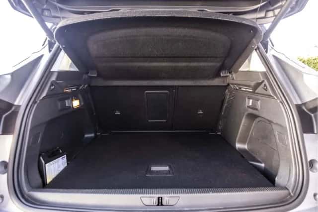 Opel Grandland X (2019) thumbnail 37