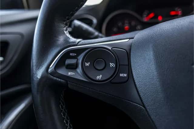 Opel Grandland X (2019) thumbnail 72
