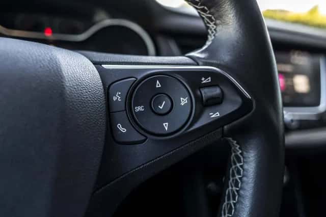 Opel Grandland X (2019) thumbnail 73