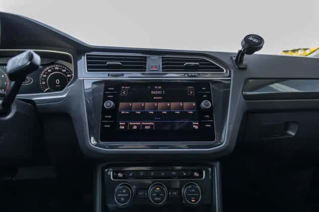 Volkswagen Tiguan (2018) thumbnail 27