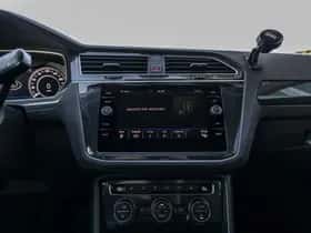 Volkswagen Tiguan (2018) thumbnail 28