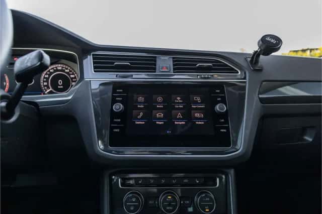 Volkswagen Tiguan (2018) thumbnail 32