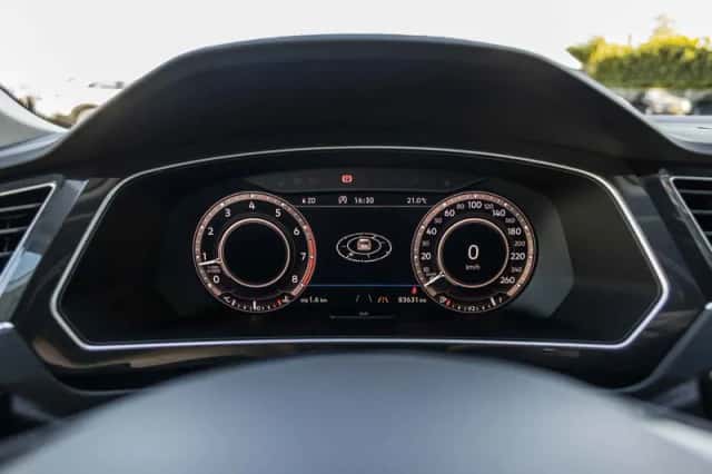 Volkswagen Tiguan (2018) thumbnail 50