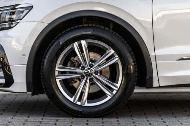 Volkswagen Tiguan (2018) thumbnail 63