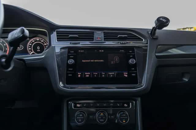 Volkswagen Tiguan (2018) thumbnail 69