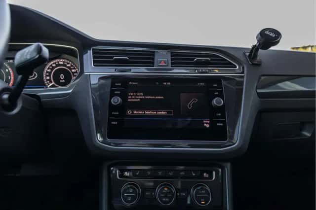 Volkswagen Tiguan (2018) thumbnail 70