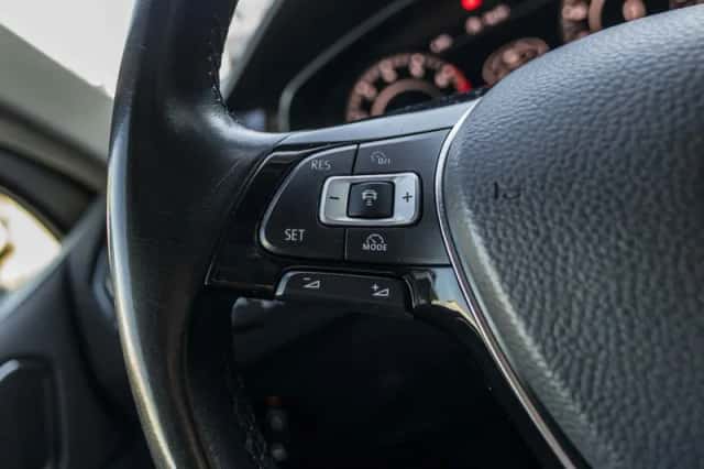 Volkswagen Tiguan (2018) thumbnail 76