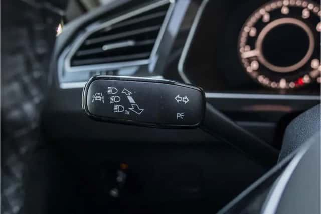 Volkswagen Tiguan (2018) thumbnail 78
