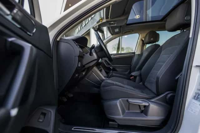 Volkswagen Tiguan (2018) thumbnail 10