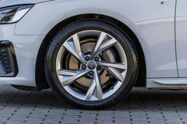 Audi A4 (2021) thumbnail 22
