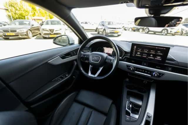 Audi A4 (2021) thumbnail 23