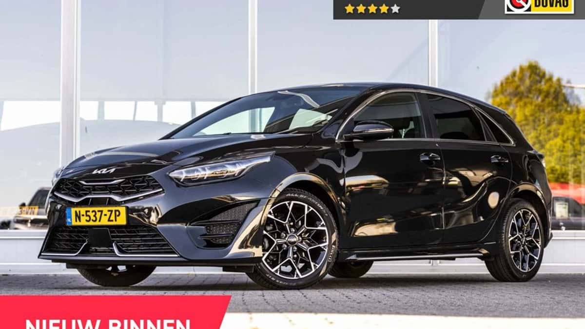 Kia Ceed (2022) — foto 1