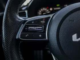 Kia Ceed (2022) thumbnail 71