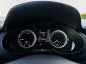 Škoda Octavia (2020) thumbnail 9