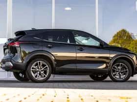 Nissan Qashqai (2022) thumbnail 3