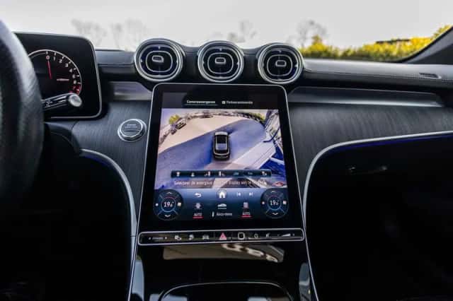 Mercedes-Benz C-Klasse (2022) thumbnail 23