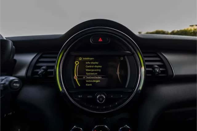 MINI Mini (2017) thumbnail 27