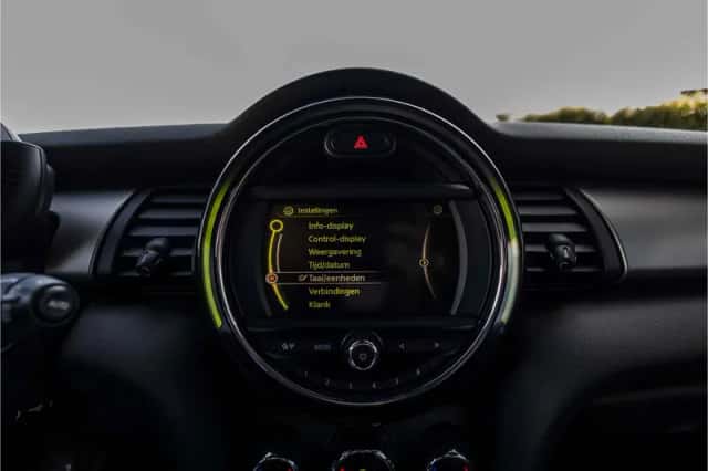 MINI Mini (2017) thumbnail 62