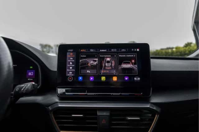 CUPRA Leon (2021) thumbnail 29