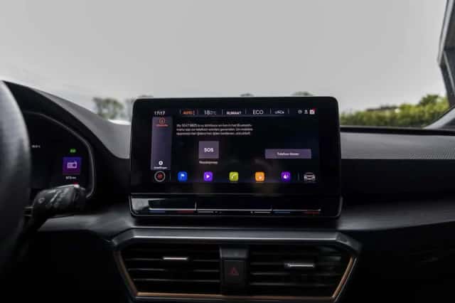 CUPRA Leon (2021) thumbnail 30