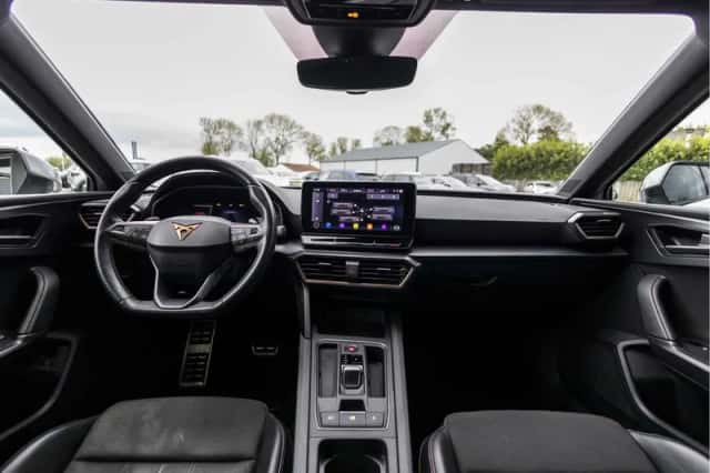 CUPRA Leon (2021) thumbnail 32