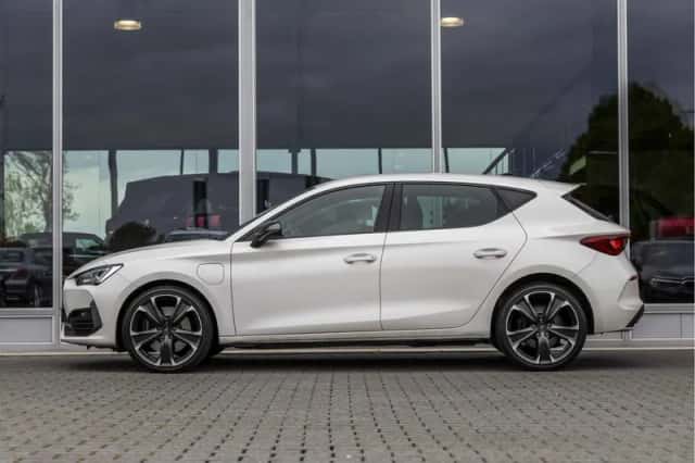 CUPRA Leon (2021) thumbnail 44