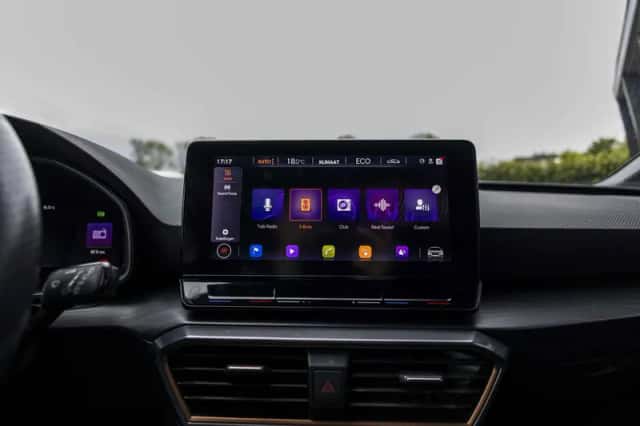 CUPRA Leon (2021) thumbnail 69