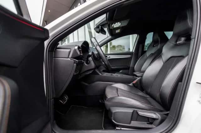 CUPRA Leon (2021) thumbnail 10