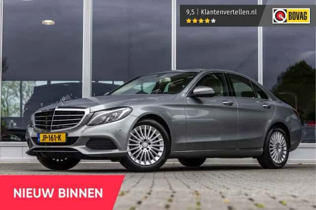 Mercedes-Benz C-Klasse (2016) thumbnail 2