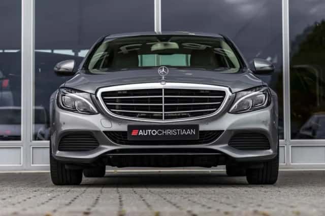 Mercedes-Benz C-Klasse (2016) thumbnail 4