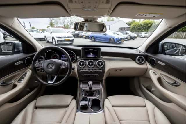 Mercedes-Benz C-Klasse (2016) thumbnail 43