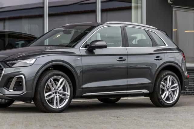 Audi Q5 (2021) thumbnail 16