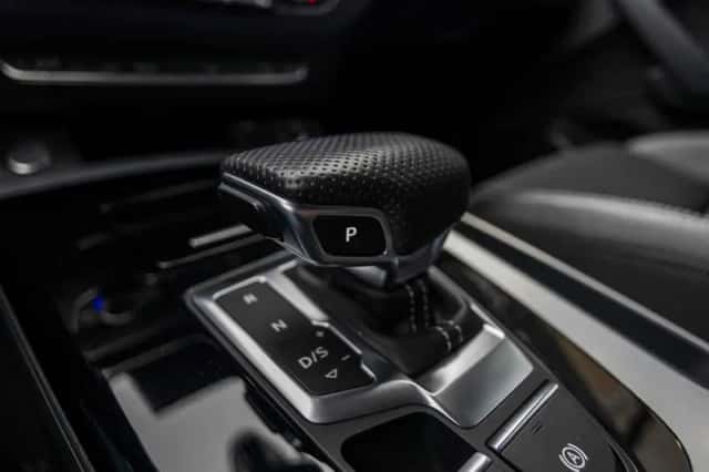 Audi Q5 (2021) thumbnail 24