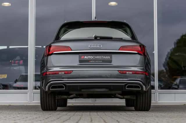 Audi Q5 (2021) thumbnail 5