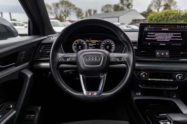 Audi Q5 (2021) thumbnail 8