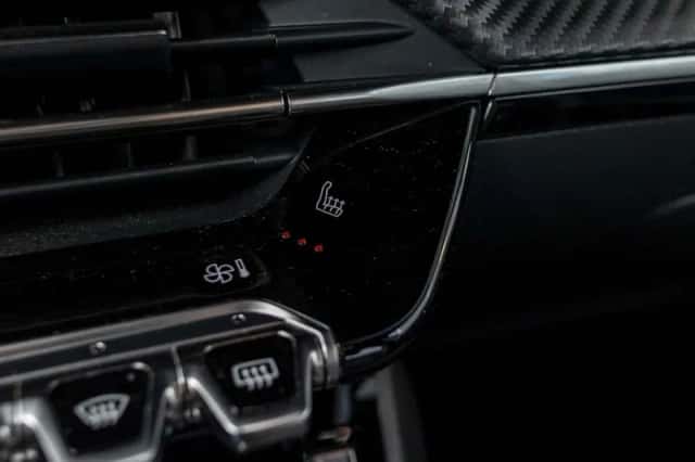 Peugeot e-2008 (2024) thumbnail 24