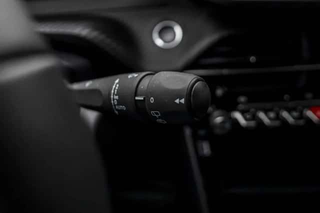Peugeot e-2008 (2024) thumbnail 74