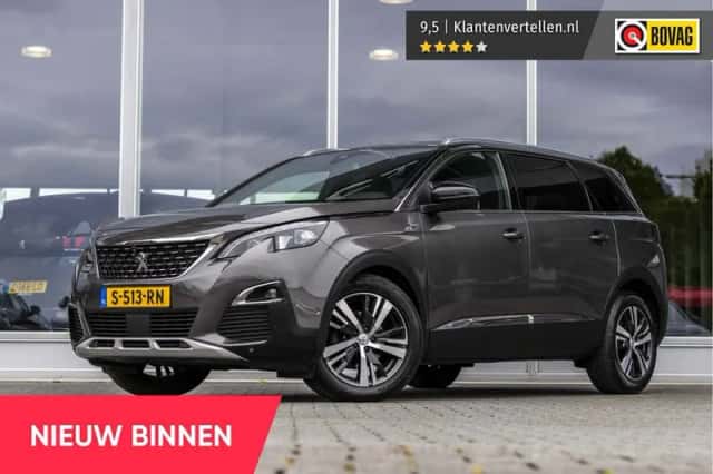 Peugeot 5008 (2018) thumbnail 1