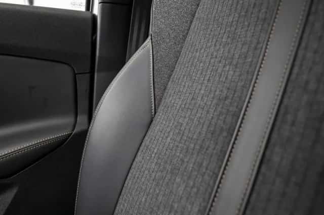 Peugeot 5008 (2018) thumbnail 12
