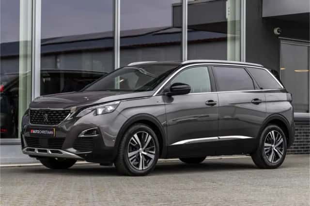 Peugeot 5008 (2018) thumbnail 16