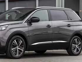 Peugeot 5008 (2018) thumbnail 17