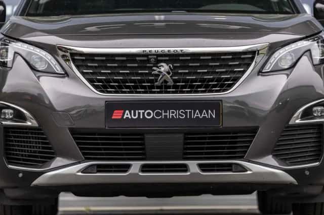 Peugeot 5008 (2018) thumbnail 19