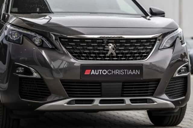 Peugeot 5008 (2018) thumbnail 20