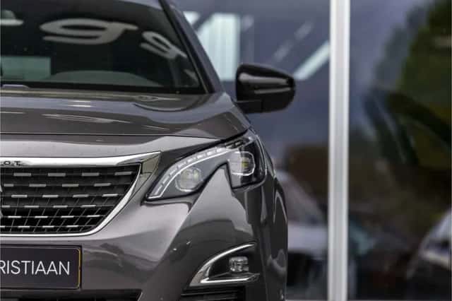 Peugeot 5008 (2018) thumbnail 21