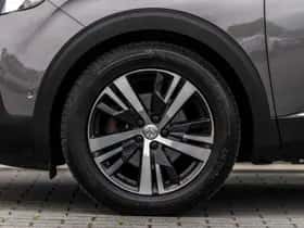 Peugeot 5008 (2018) thumbnail 22