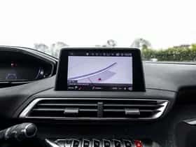 Peugeot 5008 (2018) thumbnail 29