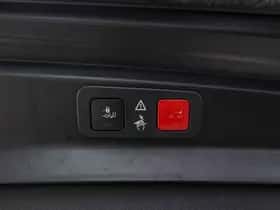 Peugeot 5008 (2018) thumbnail 41