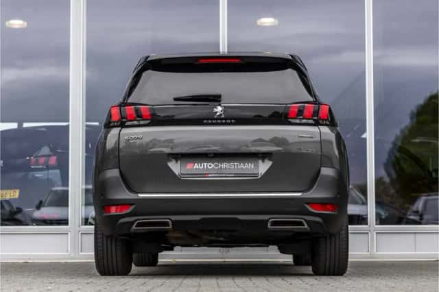 Peugeot 5008 (2018) thumbnail 50